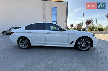 Седан BMW 5 Series 2019 в 