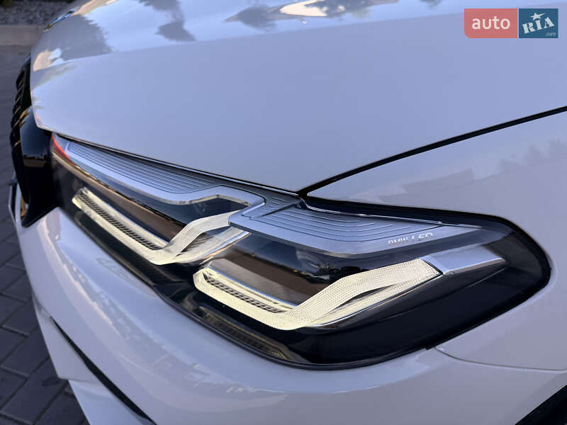 Седан BMW 5 Series 2019 в Ровно