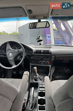 Седан BMW 5 Series 1995 в  фото 10 Седан BMW 5 Series 1995 в