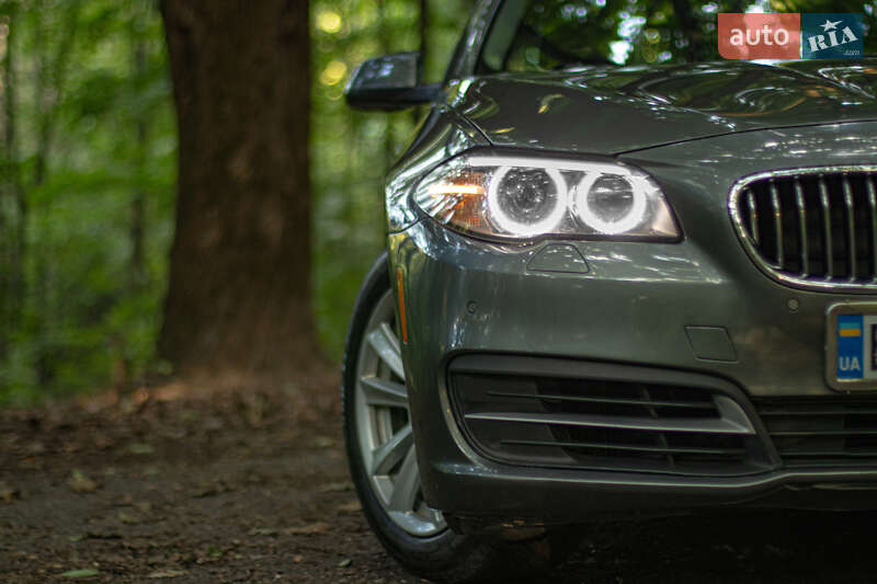 Седан BMW 5 Series 2014 в Львові