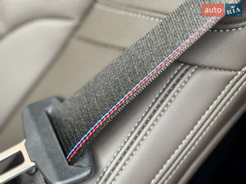 Седан BMW 5 Series 2023 в Киеве