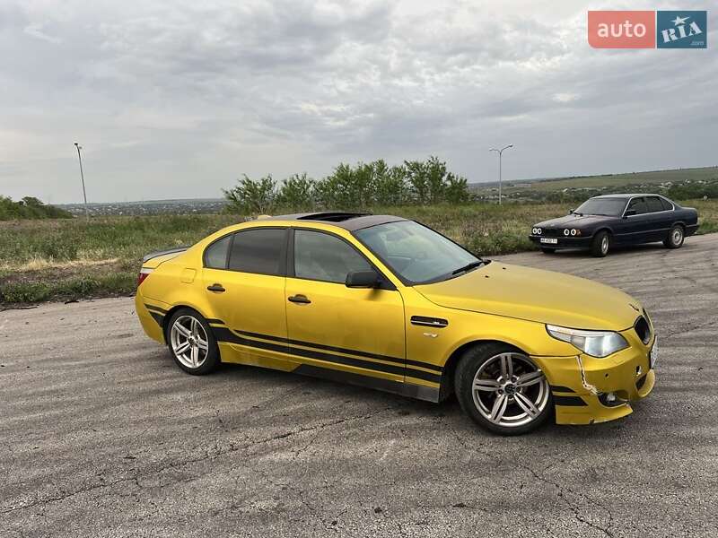 Седан BMW 5 Series 2005 в Днепре