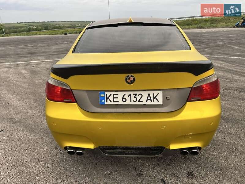 Седан BMW 5 Series 2005 в Днепре