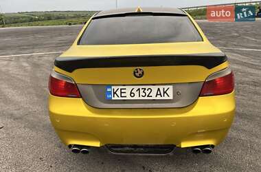 Седан BMW 5 Series 2005 в  фото 11 Седан BMW 5 Series 2005 в