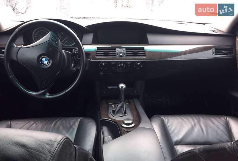 Седан BMW 5 Series 2005 в Измаиле фото 4 Седан BMW 5 Series 2005 в Измаиле
