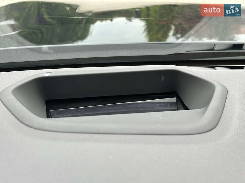 Седан BMW 5 Series 2018 в Одесі фото 74 Седан BMW 5 Series 2018 в Одесі