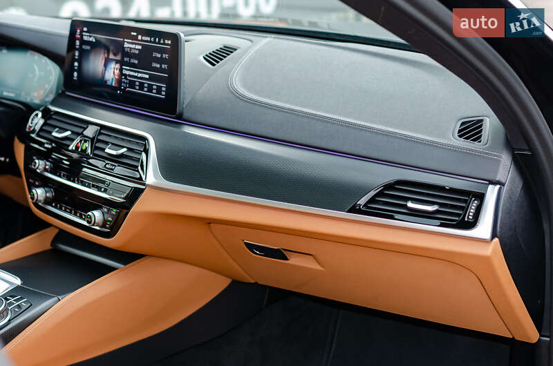 Седан BMW 5 Series 2020 в Киеве