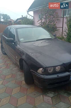 Седан BMW 5 Series 1997 в Новоселице