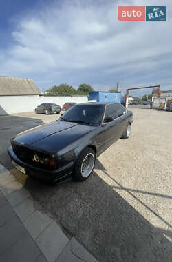 Седан BMW 5 Series 1988 в Кропивницком