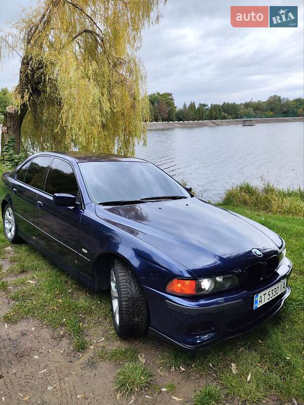 Седан BMW 5 Series 1998 в Тлумачі