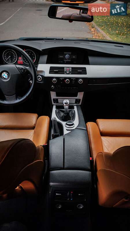 Седан BMW 5 Series 2007 в Киеве
