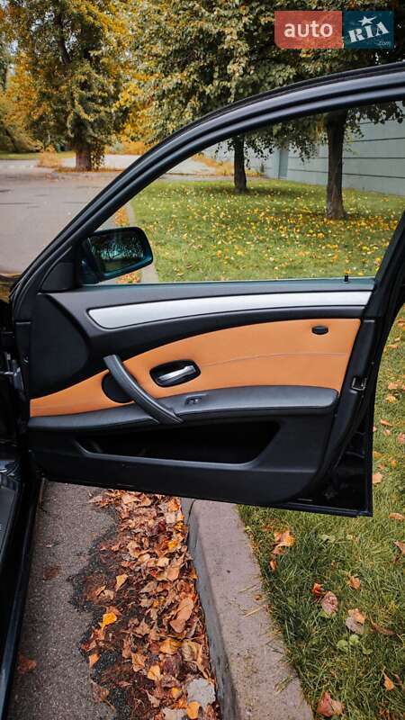 Седан BMW 5 Series 2007 в Киеве