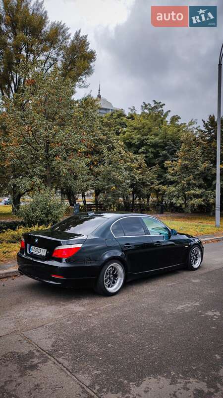 Седан BMW 5 Series 2007 в Киеве