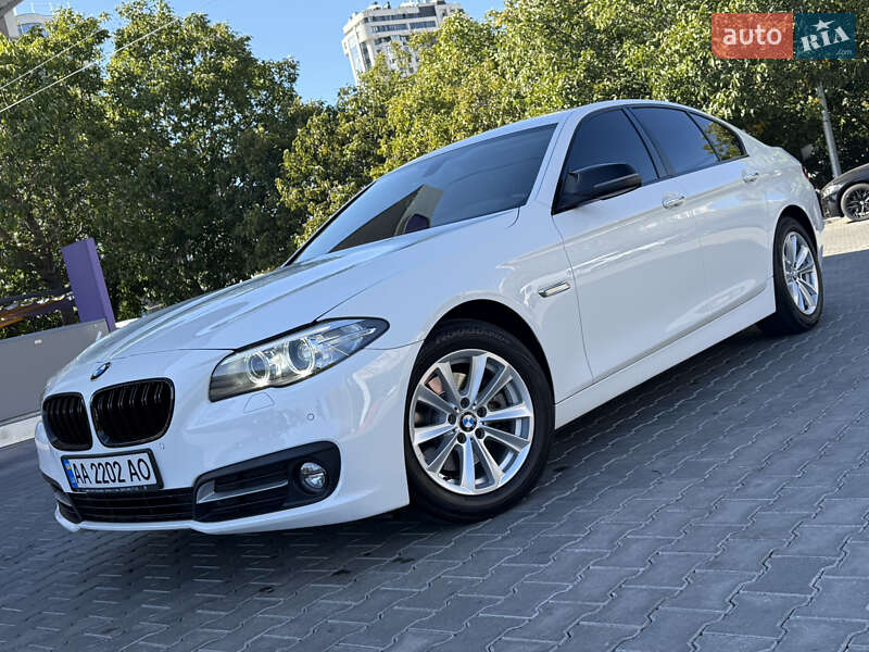 Седан BMW 5 Series 2016 в Одессе