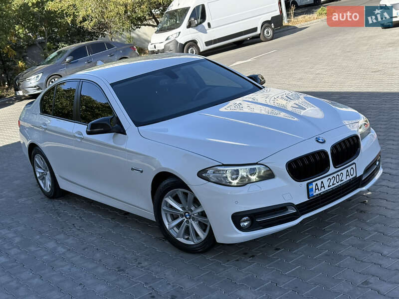Седан BMW 5 Series 2016 в Одессе