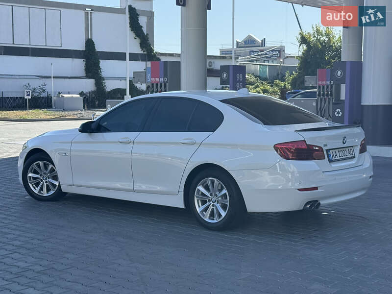 Седан BMW 5 Series 2016 в Одессе