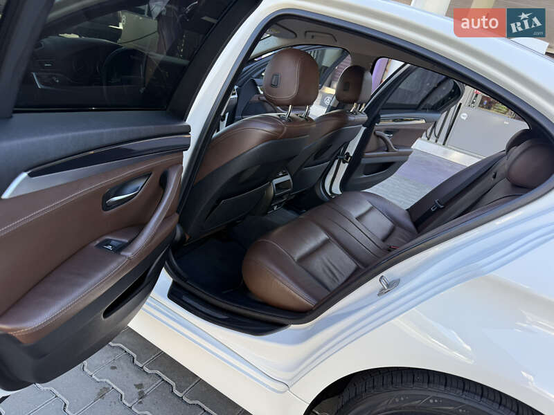 Седан BMW 5 Series 2016 в Одессе