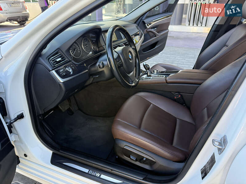 Седан BMW 5 Series 2016 в Одессе