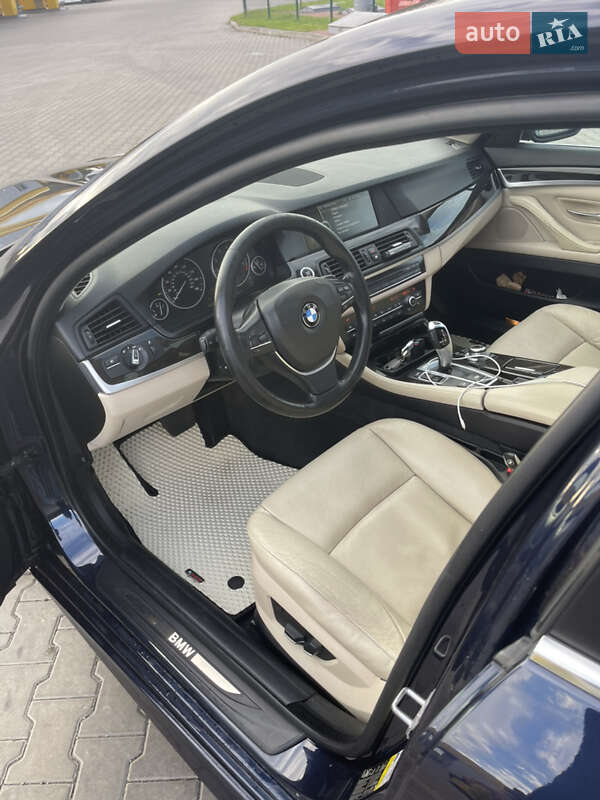 Седан BMW 5 Series 2012 в Луцьку