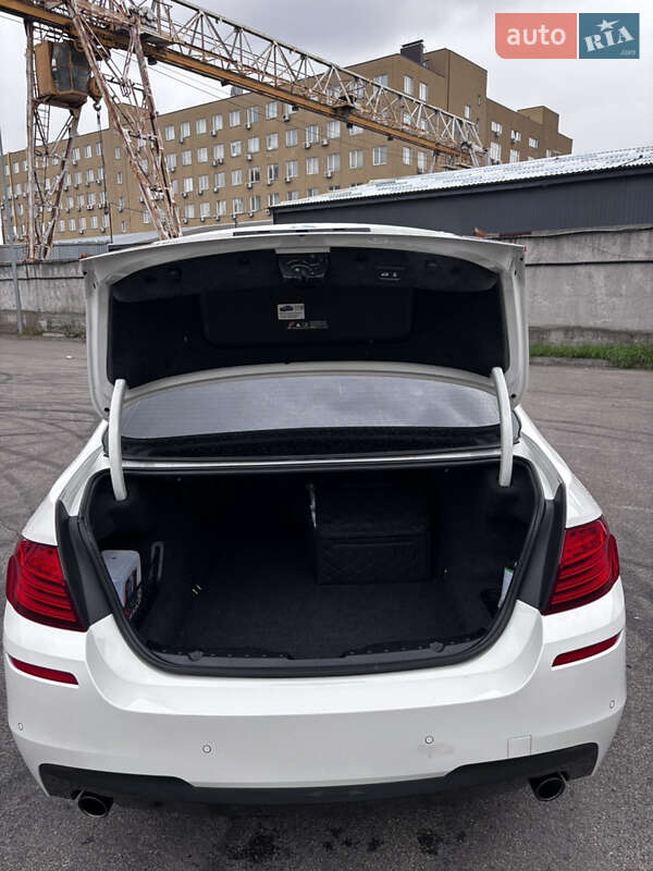 Седан BMW 5 Series 2015 в Киеве фото 9 Седан BMW 5 Series 2015 в Киеве