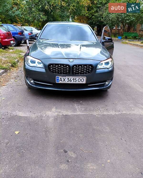 Седан BMW 5 Series 2010 в Харкові