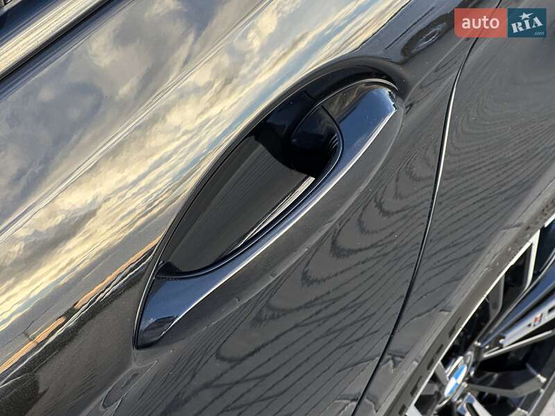 Седан BMW 5 Series 2021 в Мукачево