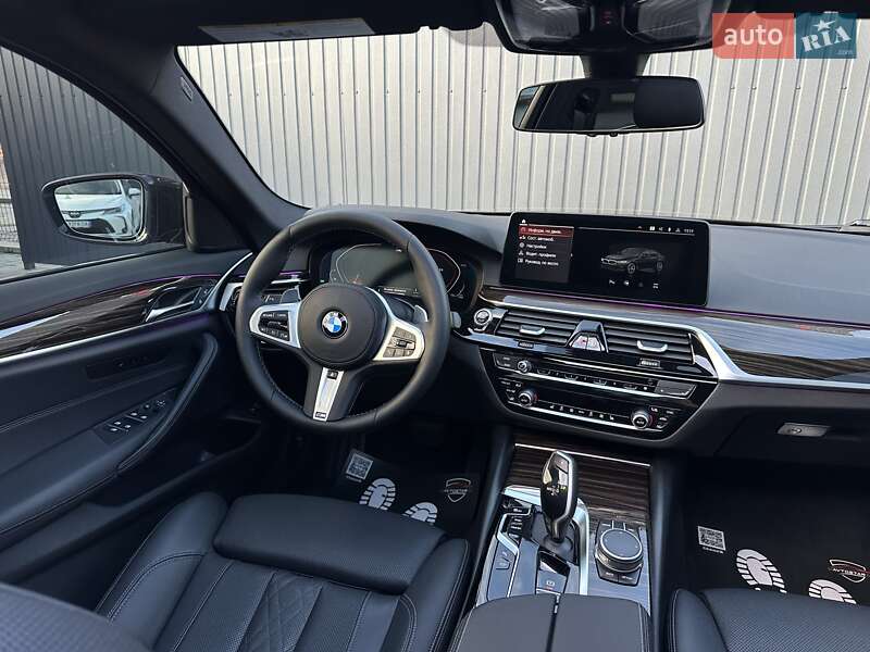 Седан BMW 5 Series 2021 в Мукачево