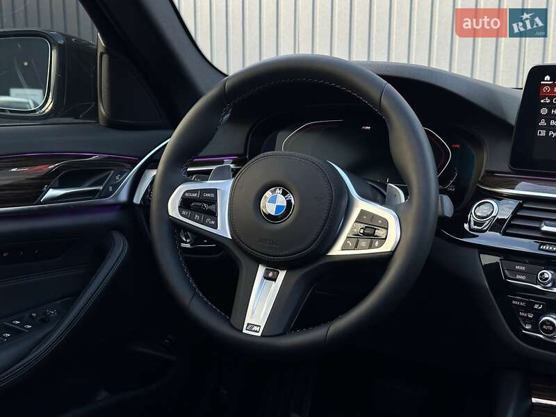 Седан BMW 5 Series 2021 в Мукачево