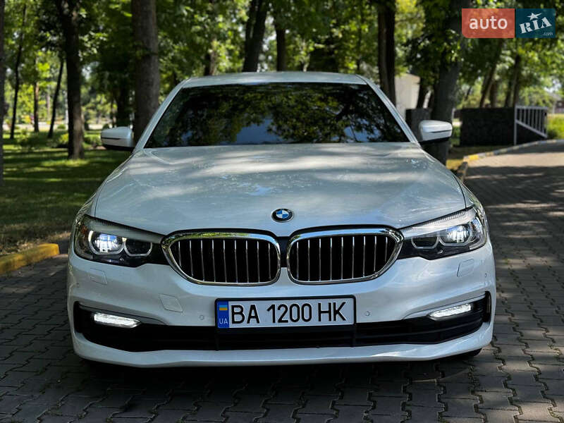 Седан BMW 5 Series 2017 в Александрие