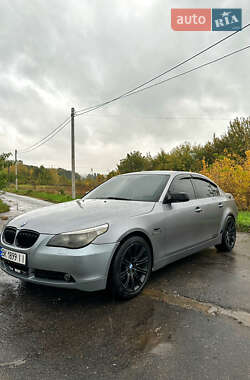 Седан BMW 5 Series 2004 в Деражне