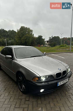 Седан BMW 5 Series 2001 в Гайсину