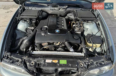 Седан BMW 5 Series 2001 в 