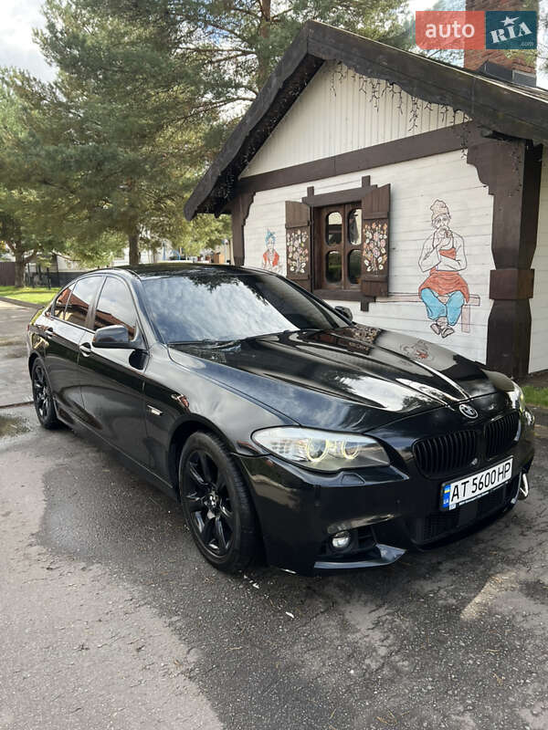 BMW 5 Series 2012