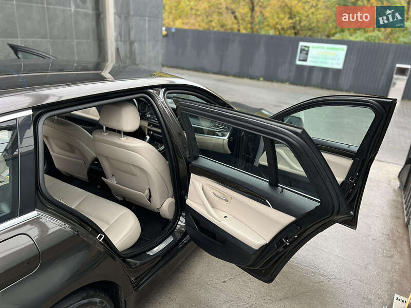 Универсал BMW 5 Series 2016 в Киеве фото 20 Универсал BMW 5 Series 2016 в Киеве