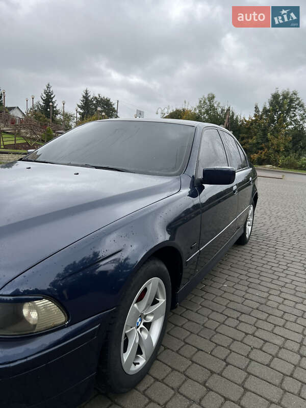 Седан BMW 5 Series 1999 в Львове