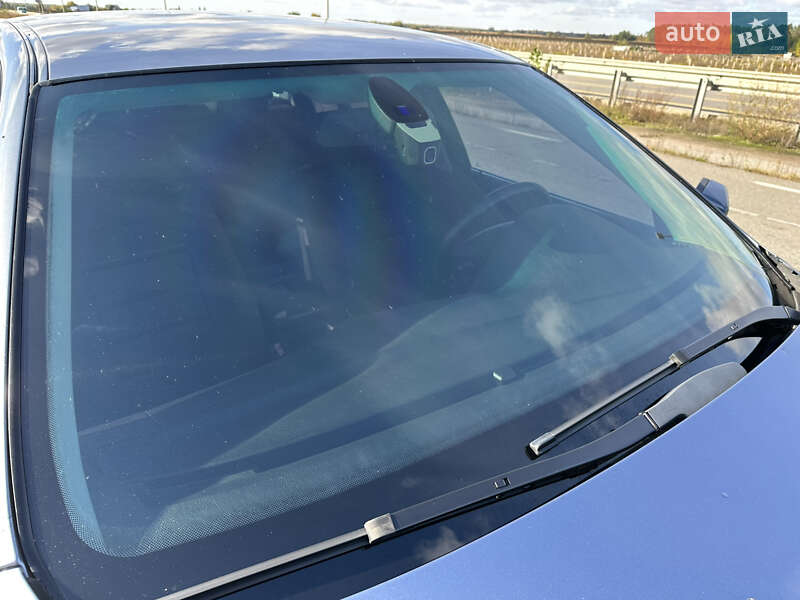 Седан BMW 5 Series 2002 в Житомире