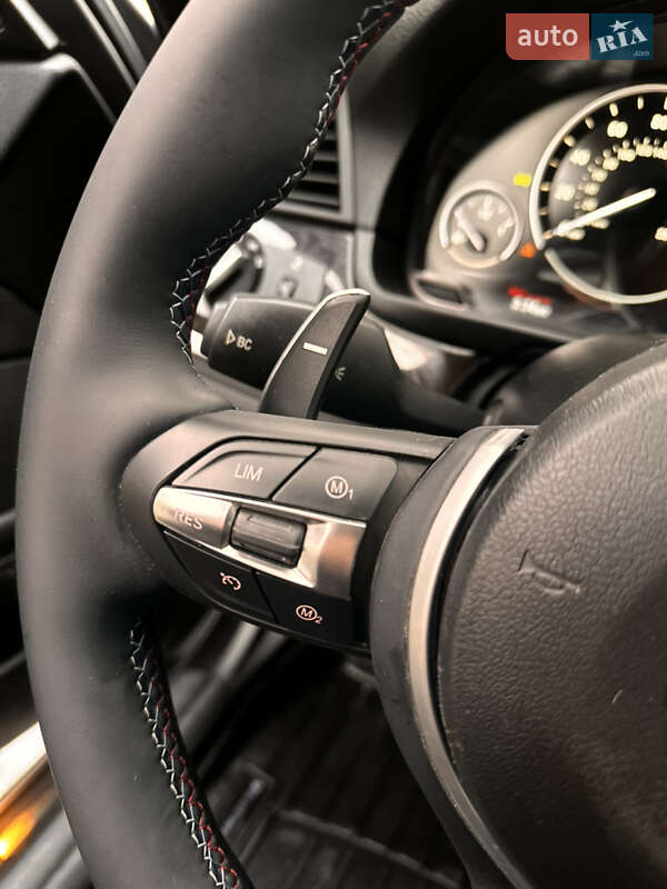 Седан BMW 5 Series 2015 в Луцке