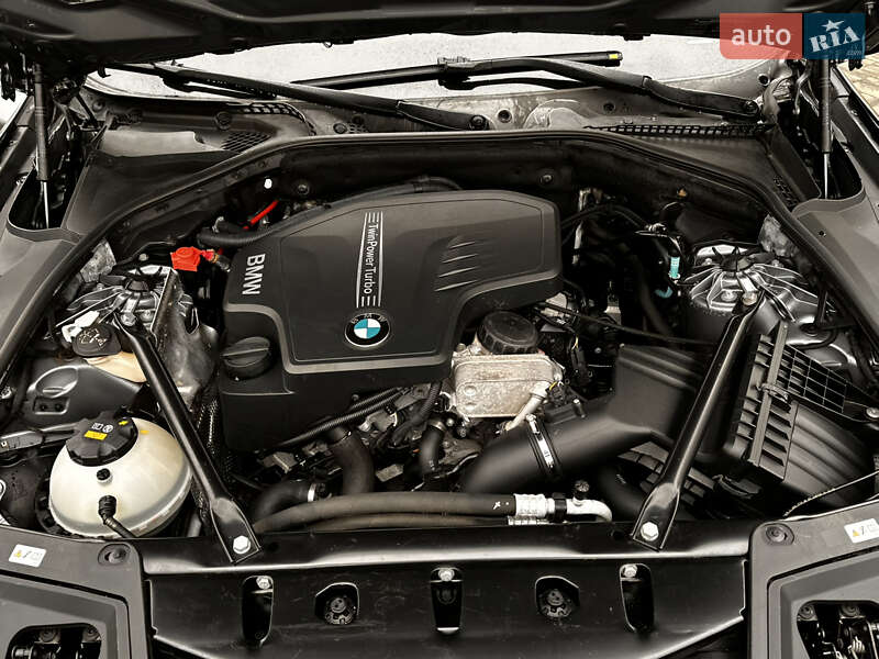 Седан BMW 5 Series 2015 в Луцке