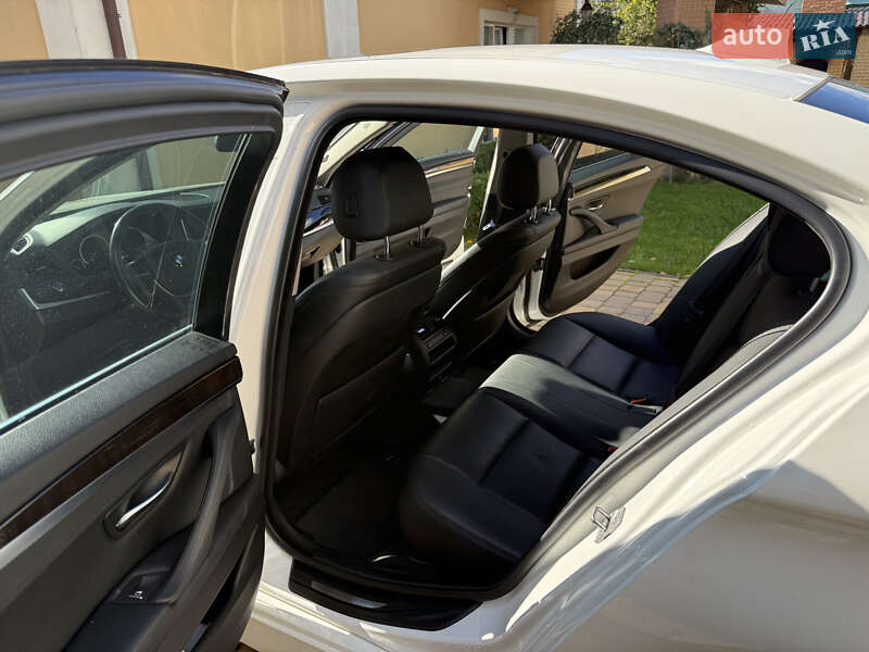 Седан BMW 5 Series 2016 в Киеве фото 23 Седан BMW 5 Series 2016 в Киеве
