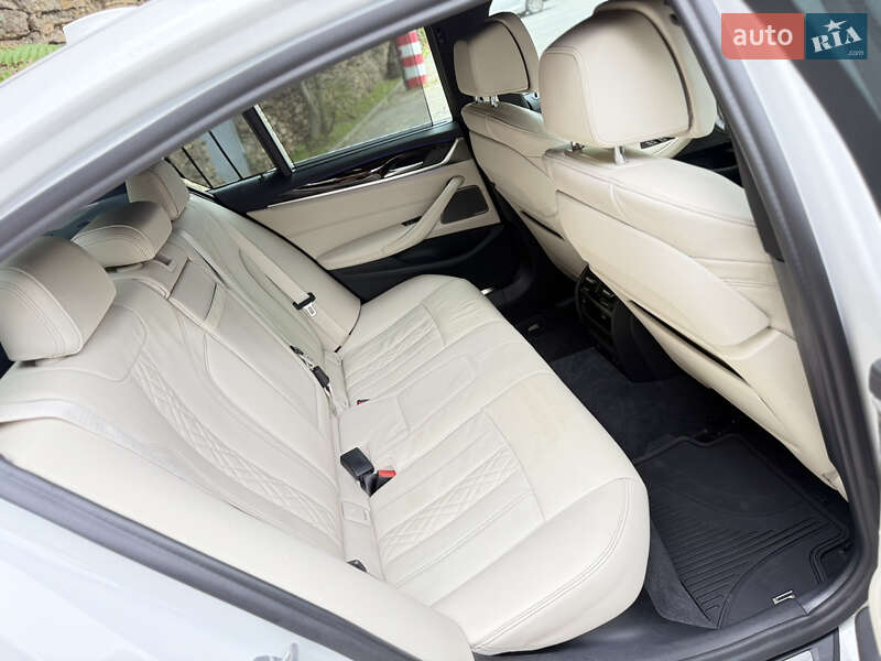 Седан BMW 5 Series 2020 в Одессе
