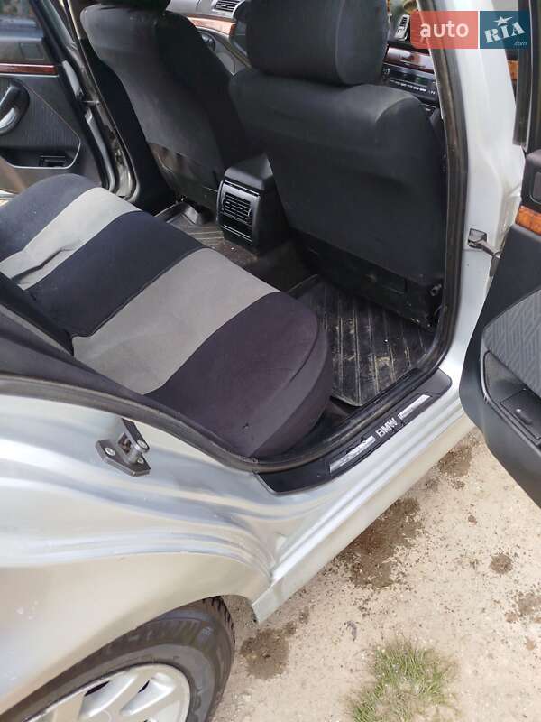 Седан BMW 5 Series 1999 в Івано-Франківську