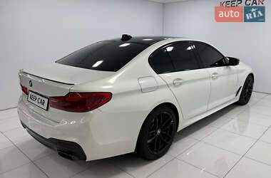 Седан BMW 5 Series 2017 в  фото 23 Седан BMW 5 Series 2017 в