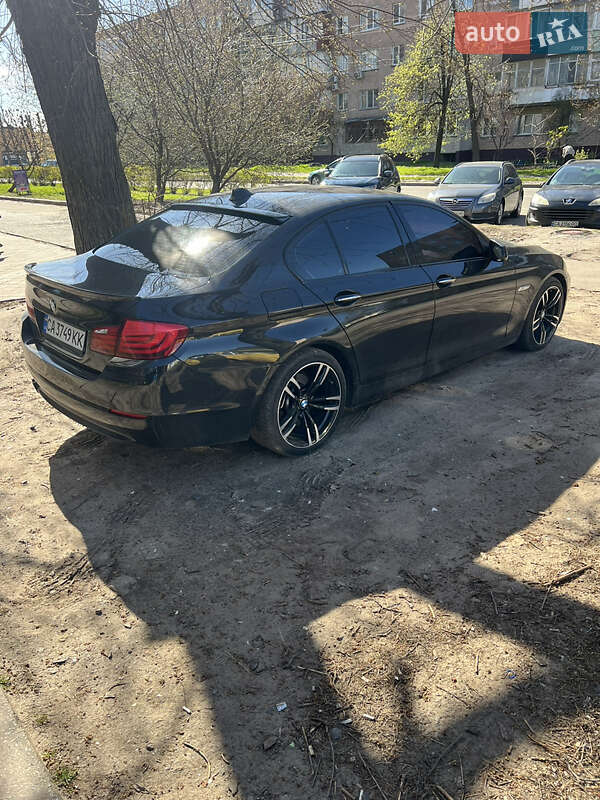 Седан BMW 5 Series 2010 в Черкассах