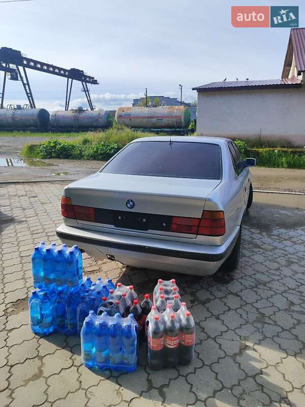 Седан BMW 5 Series 1991 в Тячеве
