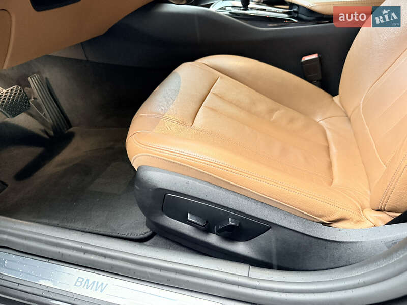 Седан BMW 5 Series 2017 в Ровно