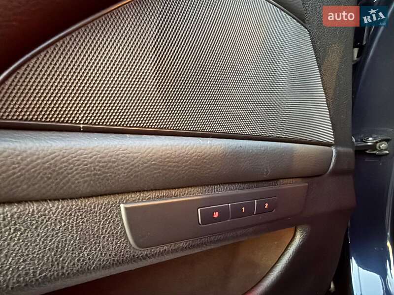 Седан BMW 5 Series 2012 в Києві фото 19 Седан BMW 5 Series 2012 в Києві