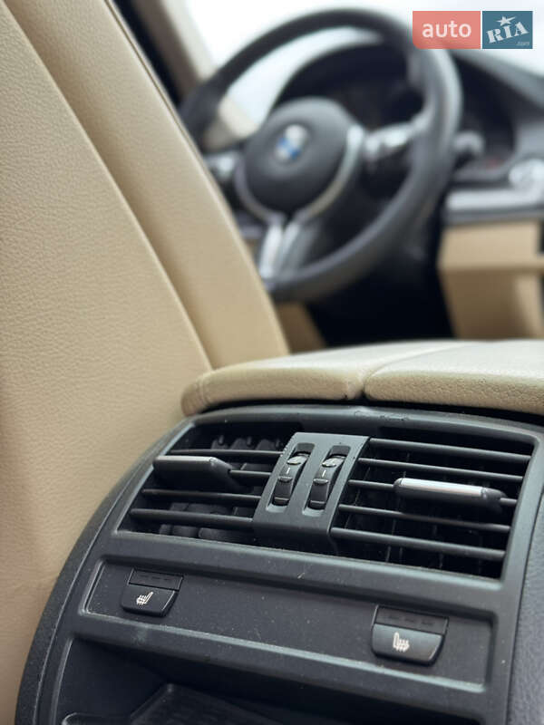 Седан BMW 5 Series 2012 в Черновцах