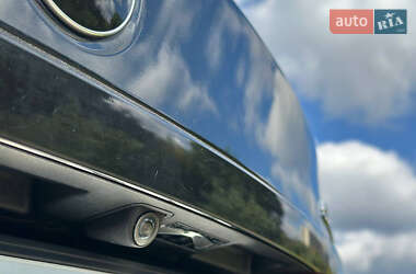 Лифтбек BMW 5 Series 2010 в 