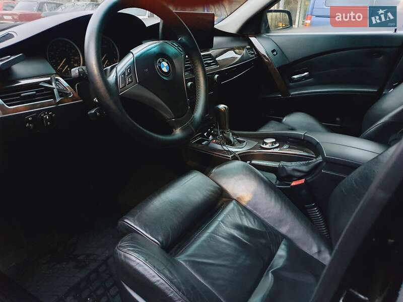 Седан BMW 5 Series 2004 в Києві фото 4 Седан BMW 5 Series 2004 в Києві