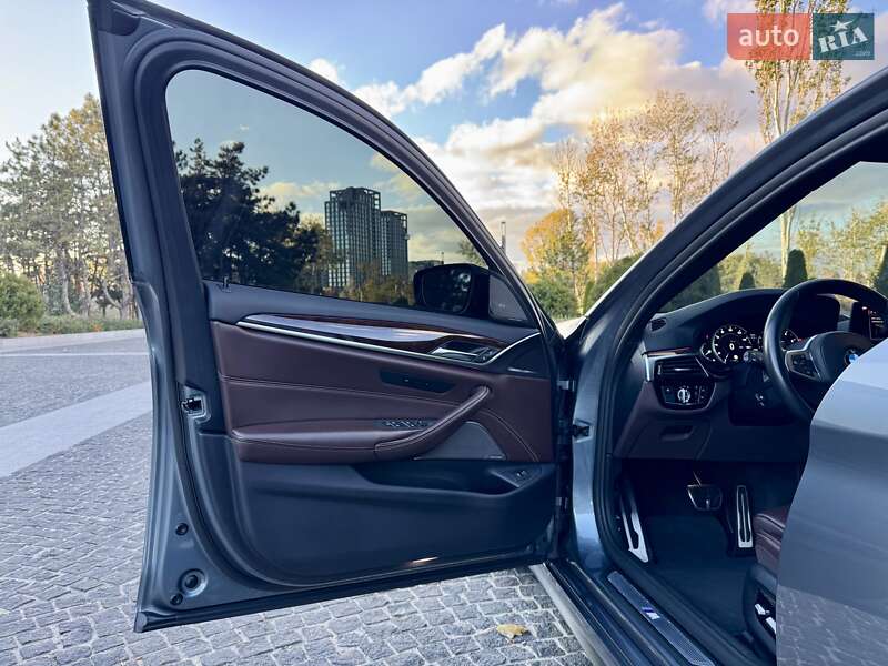 Седан BMW 5 Series 2018 в Днепре фото 30 Седан BMW 5 Series 2018 в Днепре